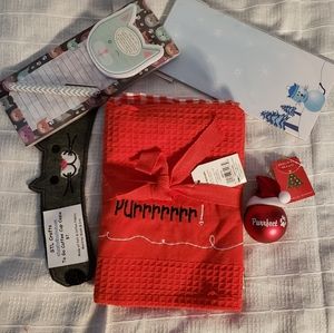 Red and black cat Christmas gift pack
